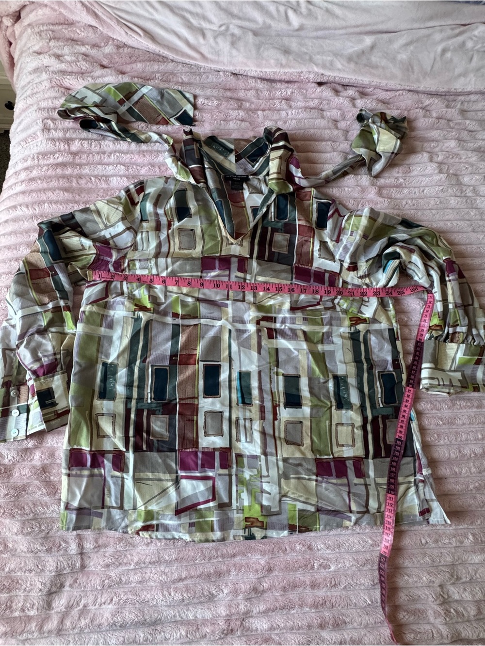 Sutton Studio 100% Silk Geometric Print Tie Neck Blouse 18W Plus Size Office - Picture 5 of 6